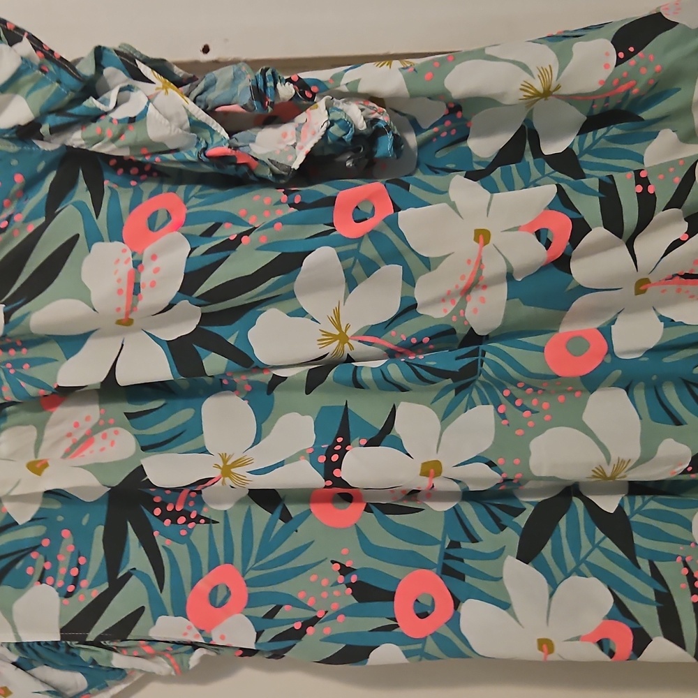 THML Multicolor Patterned Top - Picture 2 of 3